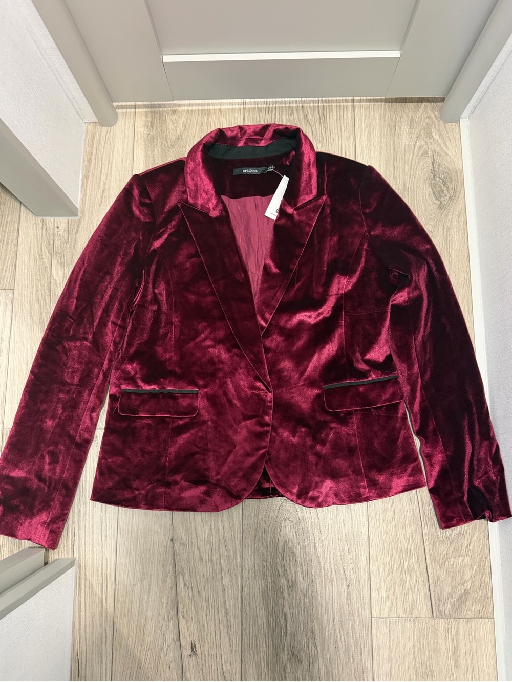 Buckle Velvet Blazer Jacket - Deep Wine